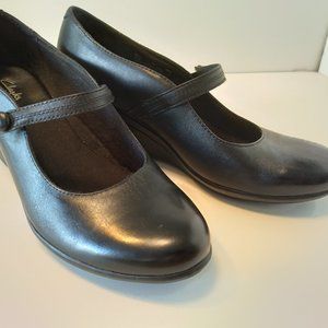 Black Clarks MaryJane 2 inch wedge, size 7M